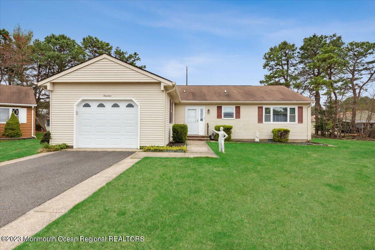 Property Photo: 19 Olstins Court NJ 08757