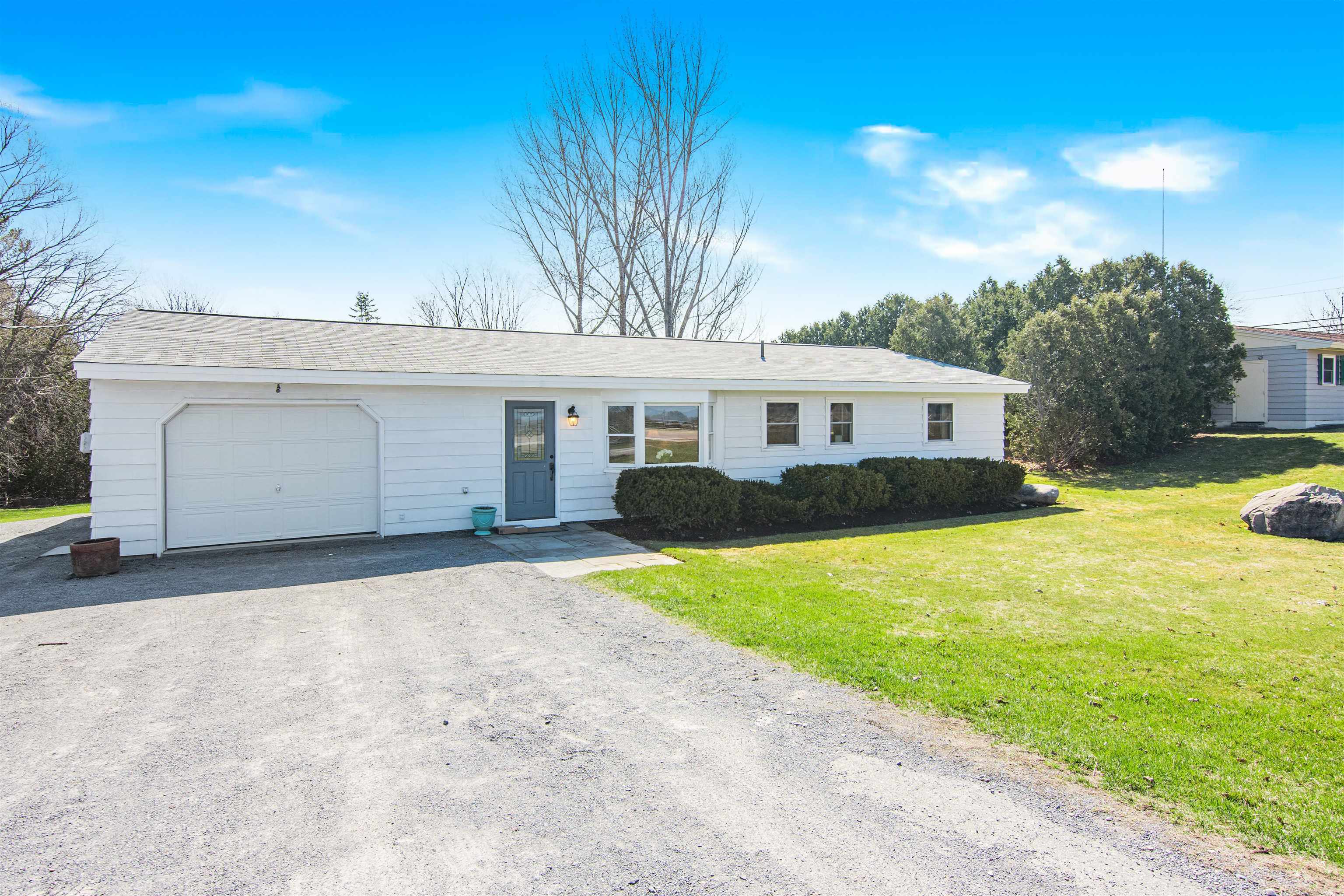 Property Photo: 6035 Shelburne Road VT 05482