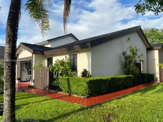 9517 SW 148th Ave Cir E  Miami FL 33196 photo