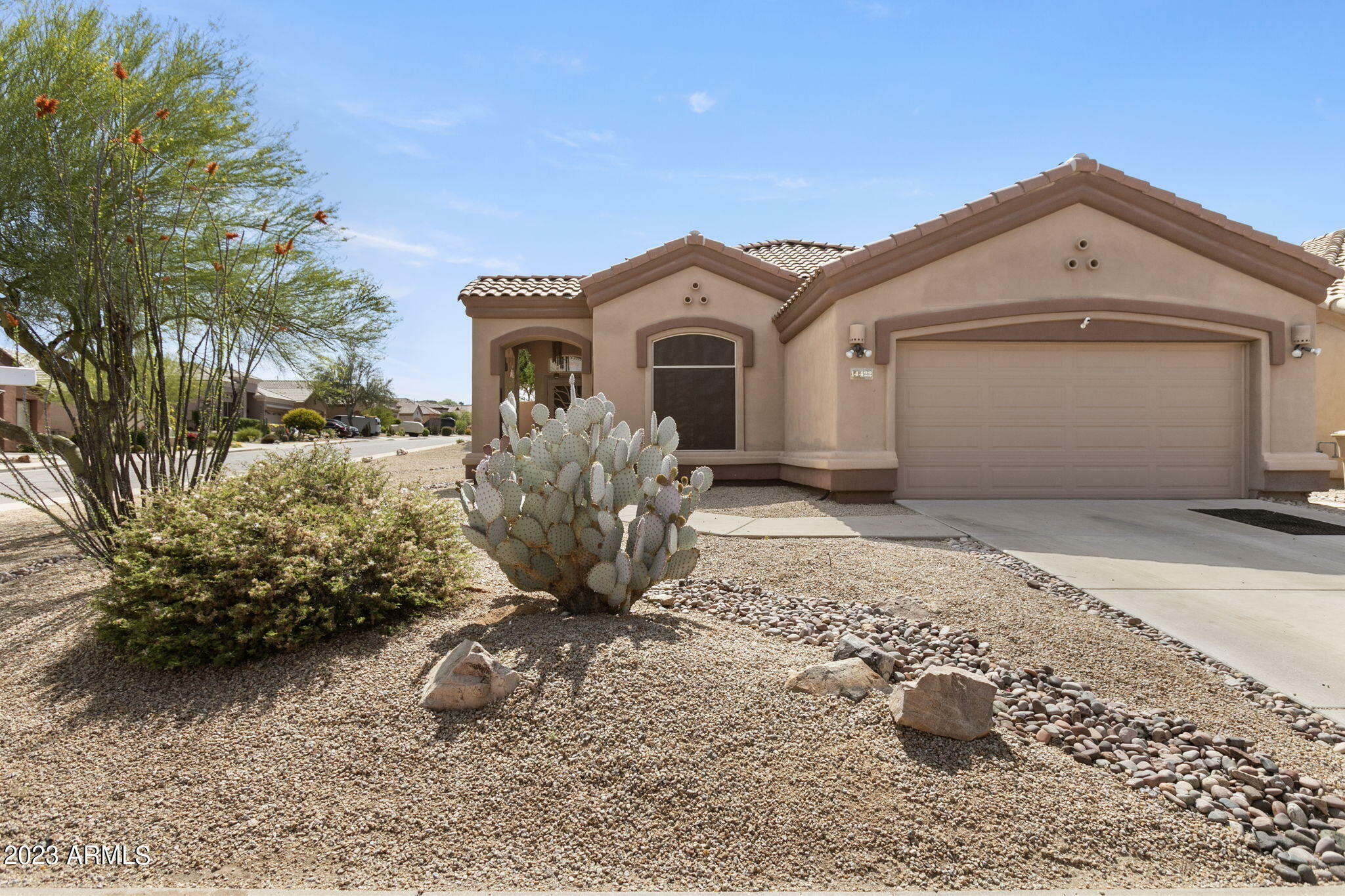 Property Photo: 14422 N Prickly Pear Court AZ 85268