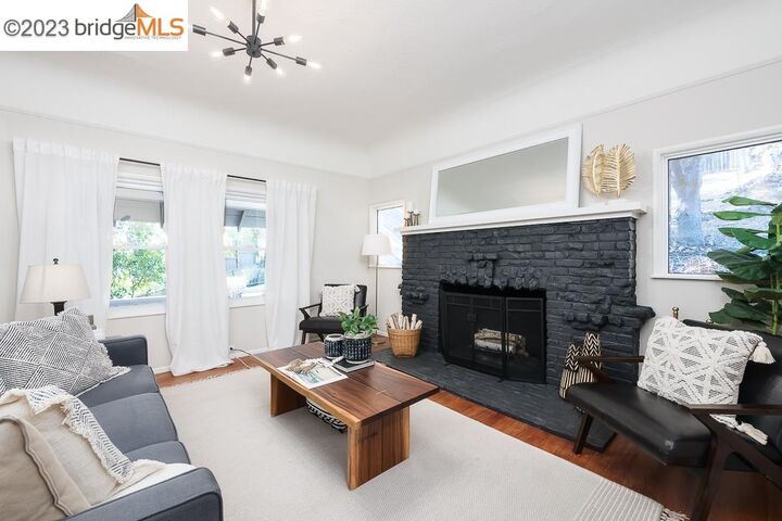 5800 Leona  Oakland CA 94605 photo