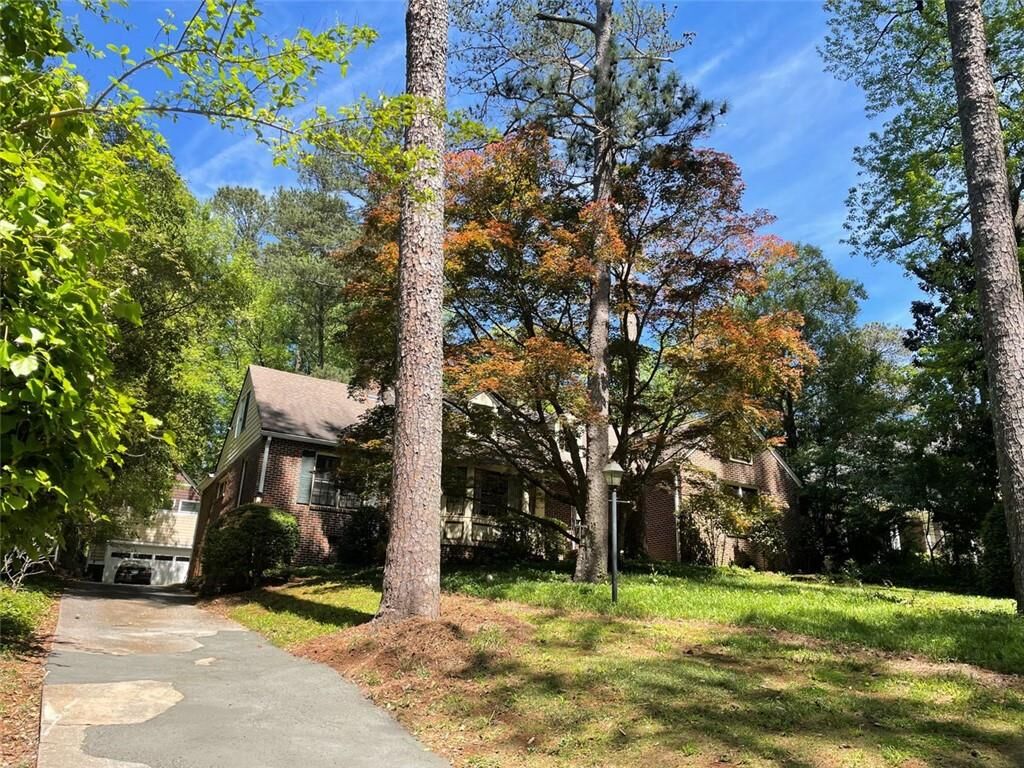 Property Photo:  831 W Ponce De Leon Avenue  GA 30030 