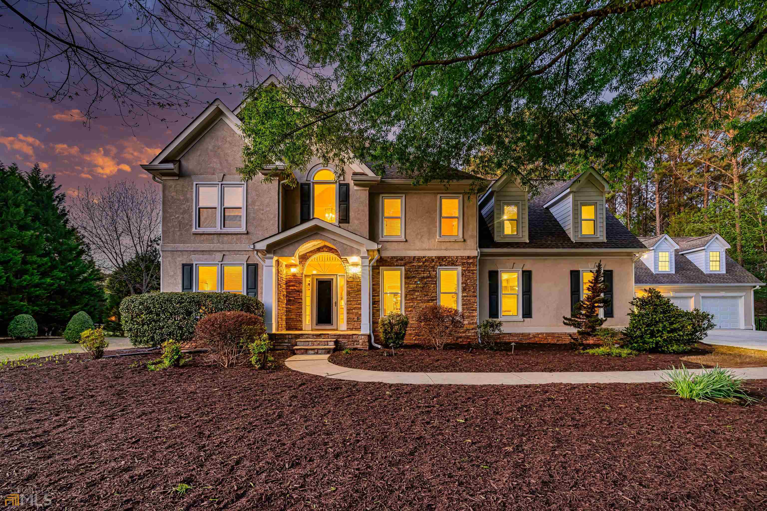 Property Photo:  1103 Montclair Drive  GA 30269 