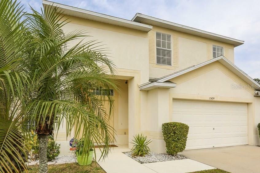 Property Photo:  13424 Prestwick Drive  FL 33579 