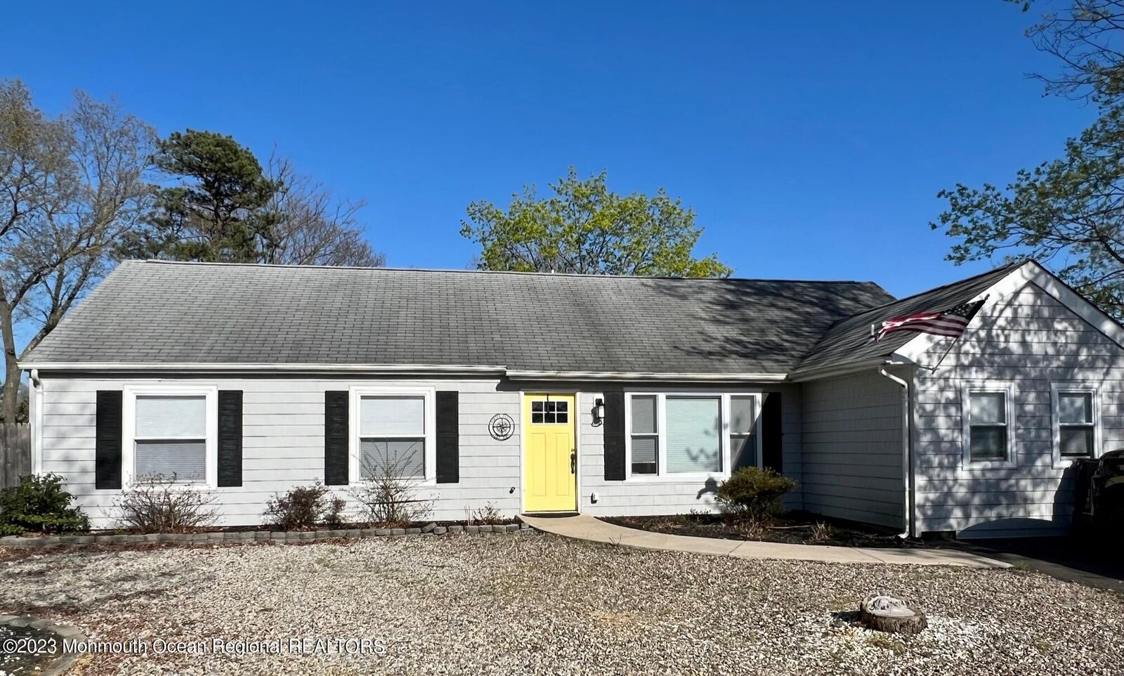 Property Photo: 857 Tudor Court NJ 08753