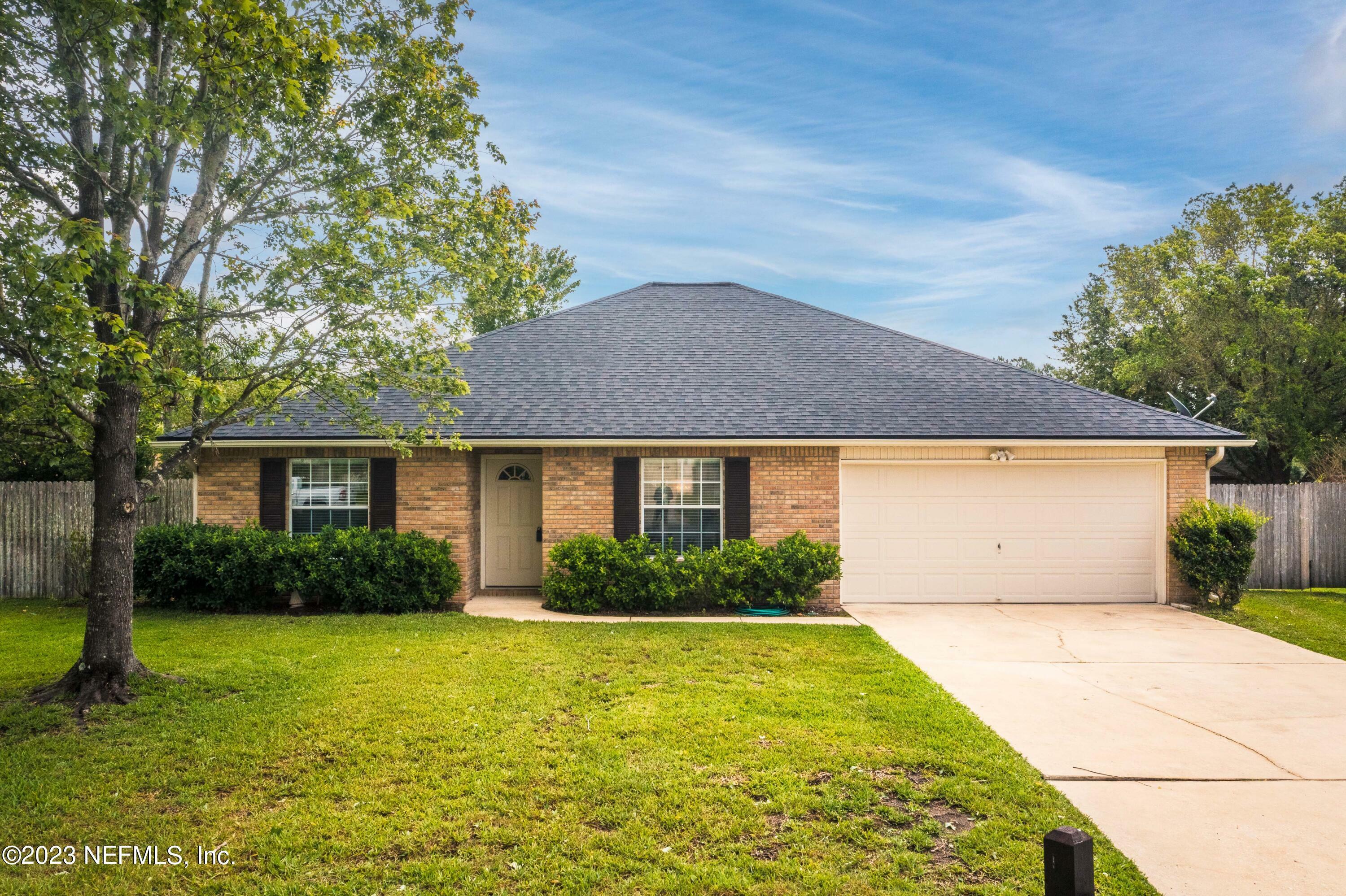 Property Photo:  2635 Glen Oaks Drive  FL 32043 