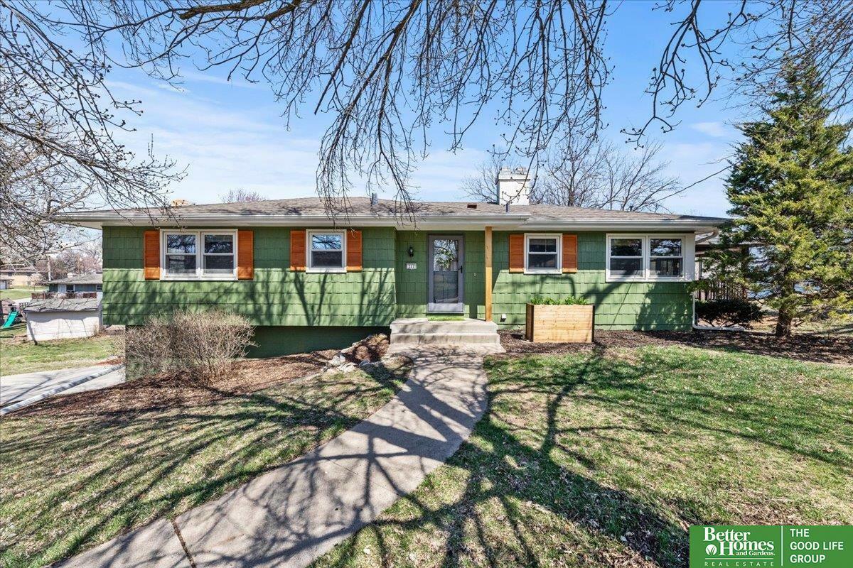 Property Photo:  217 Cloverdale Drive  IA 51503 