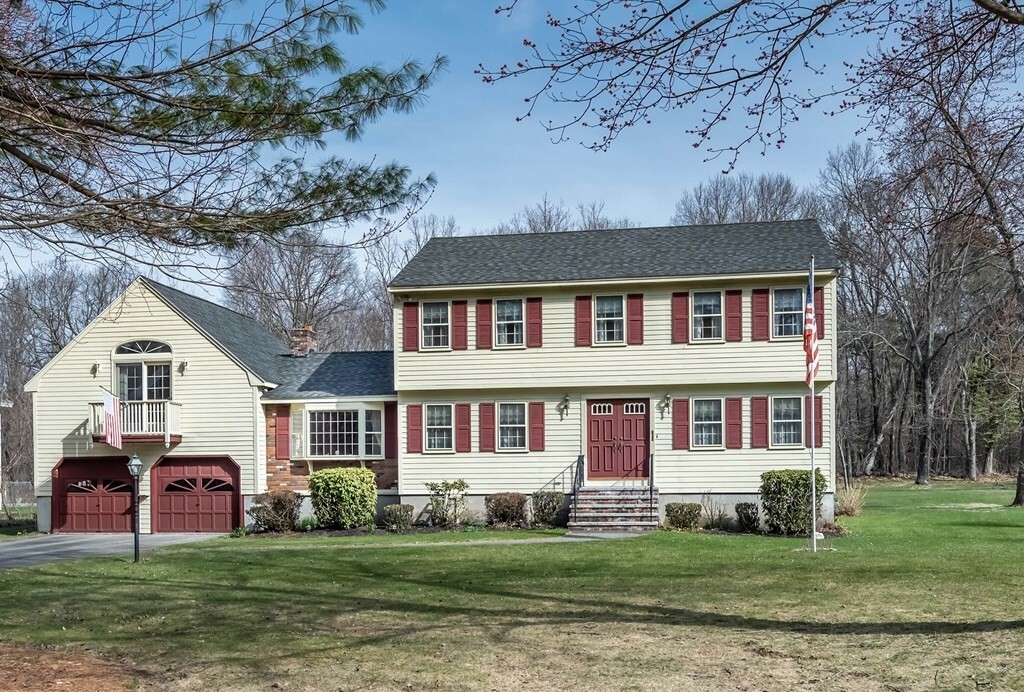 Property Photo:  15 Apple Blossom Rd  MA 01810 