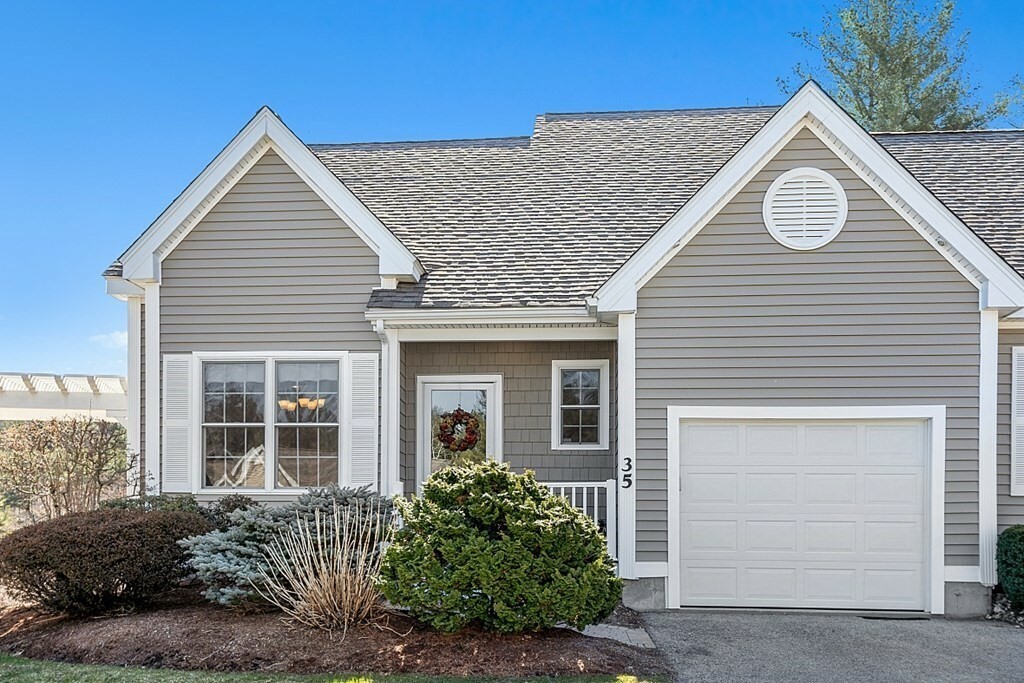 Property Photo:  35 Stone Ridge Rd 35  MA 01886 