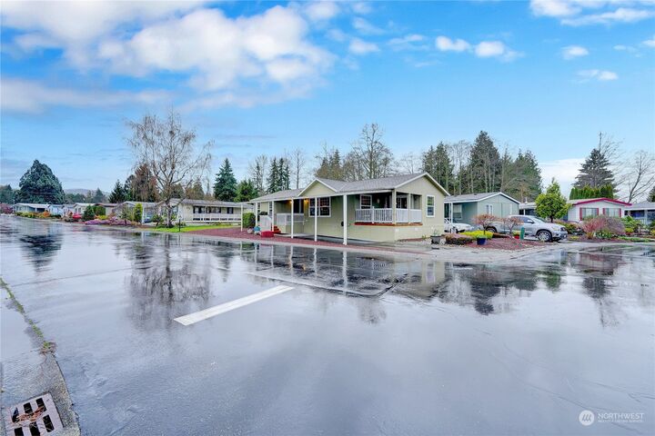 Property Photo:  2725 E Fir Street 61  WA 98273 