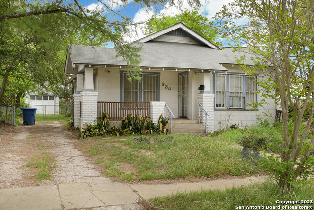 Property Photo:  936 Avant Ave  TX 78210 