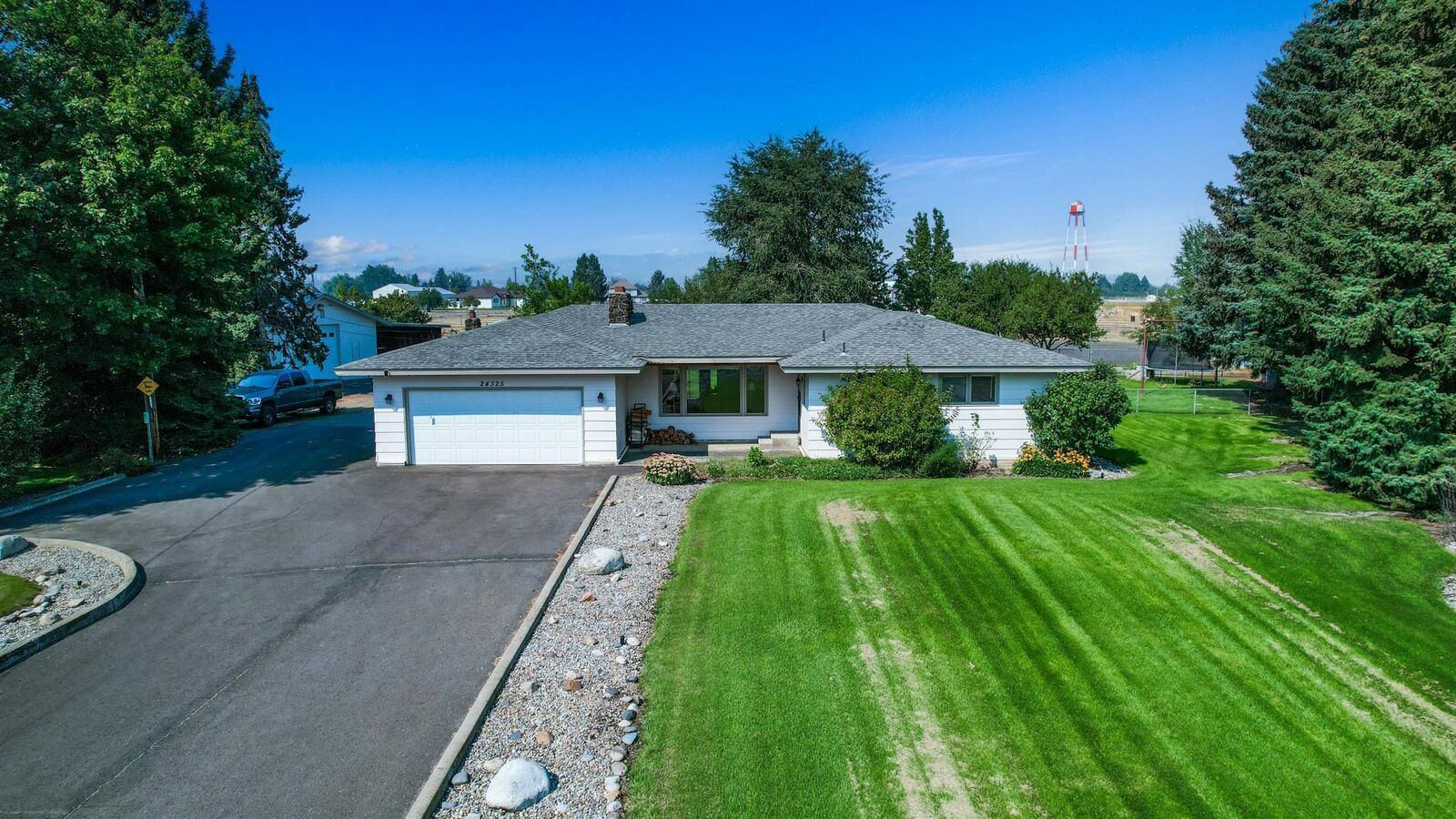 Property Photo:  24325 E River Rd  WA 99027 