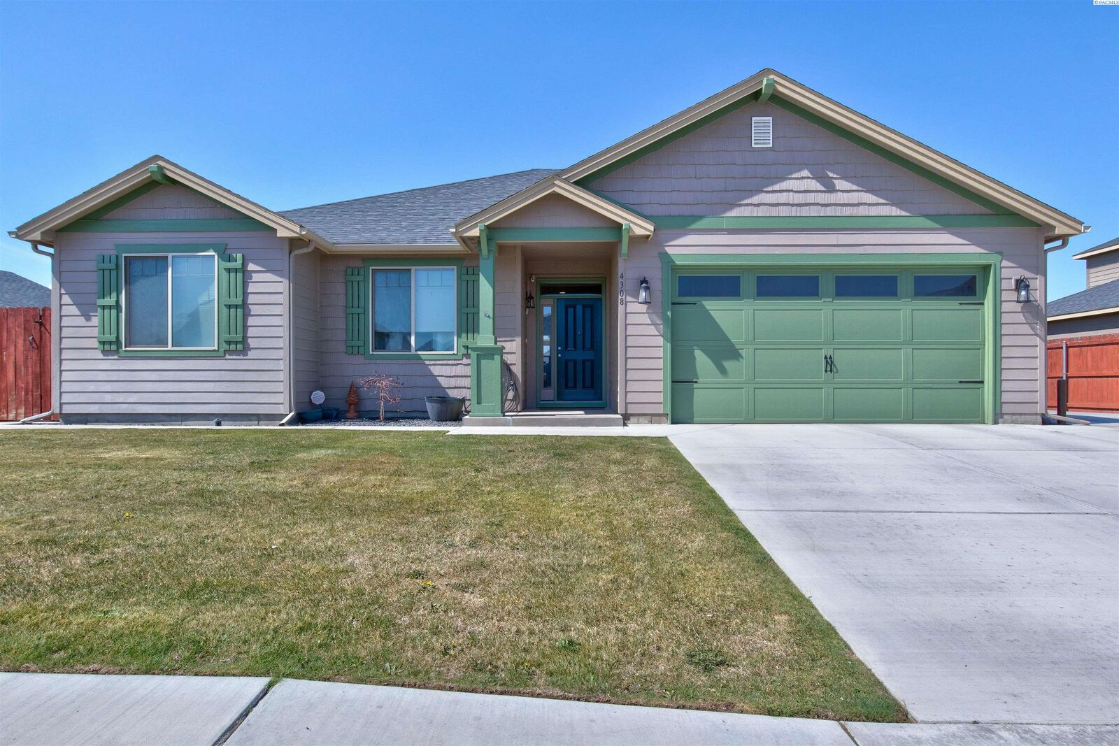 Property Photo: 4308 St Paul Ln WA 99301