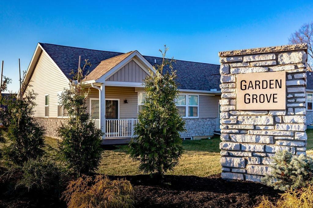 Property Photo:  5041 Garden Grove Lane  OH 45238 