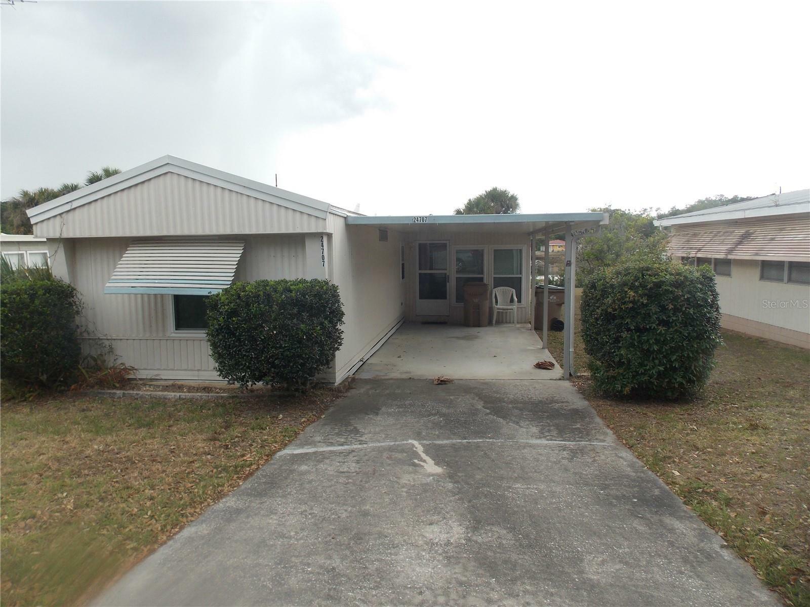 Property Photo:  24707 Palmetto Drive  FL 34748 