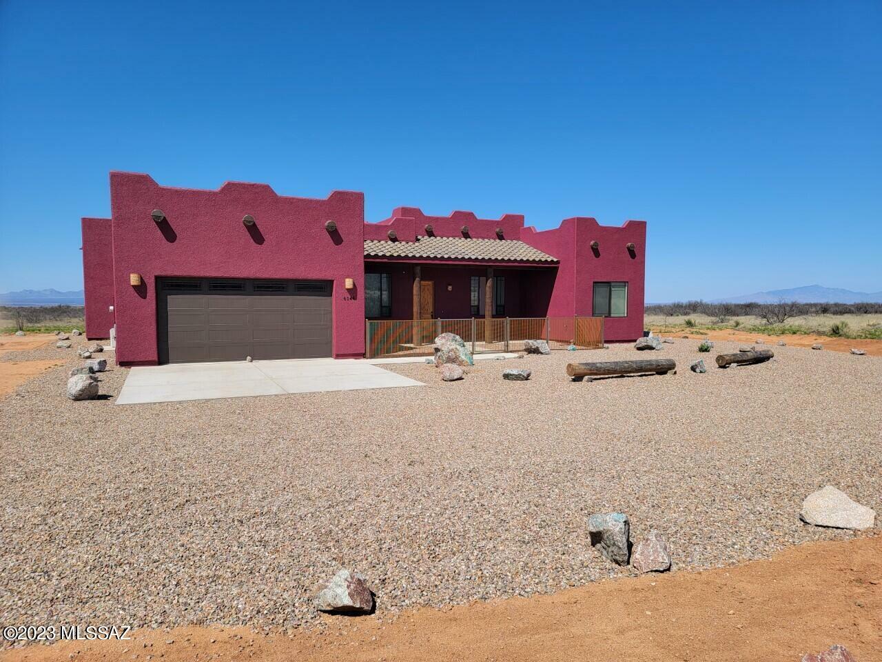 Property Photo:  6144 N Naiche Road  AZ 85630 