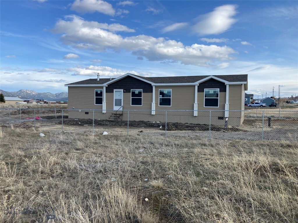 3724 S Wyoming Street  Butte MT 59701 photo