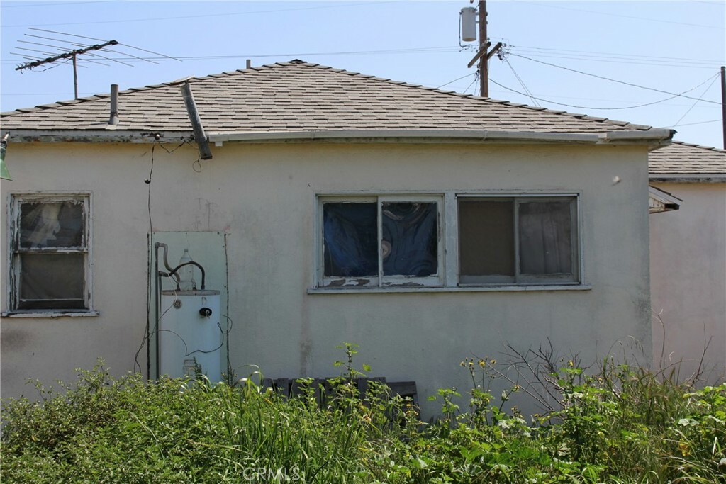 Property Photo:  10837 Dalerose Avenue  CA 90304 