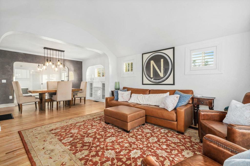 Property Photo:  1011 W Cypress Avenue  CA 92373 