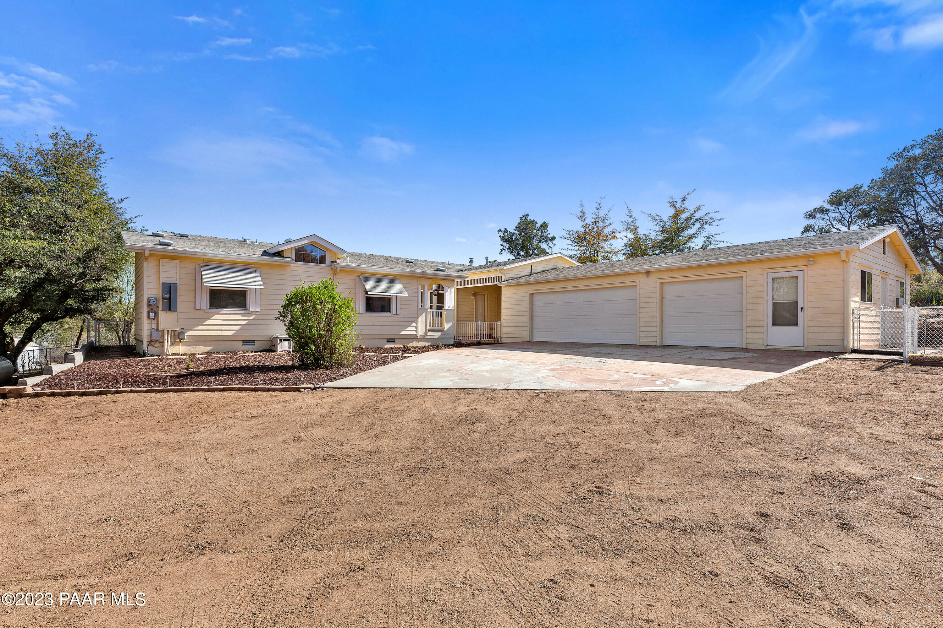 Property Photo:  7660 N Fairoaks Drive  AZ 86305 