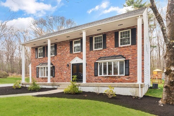 Property Photo:  81 Oak Hill Dr  MA 02067 