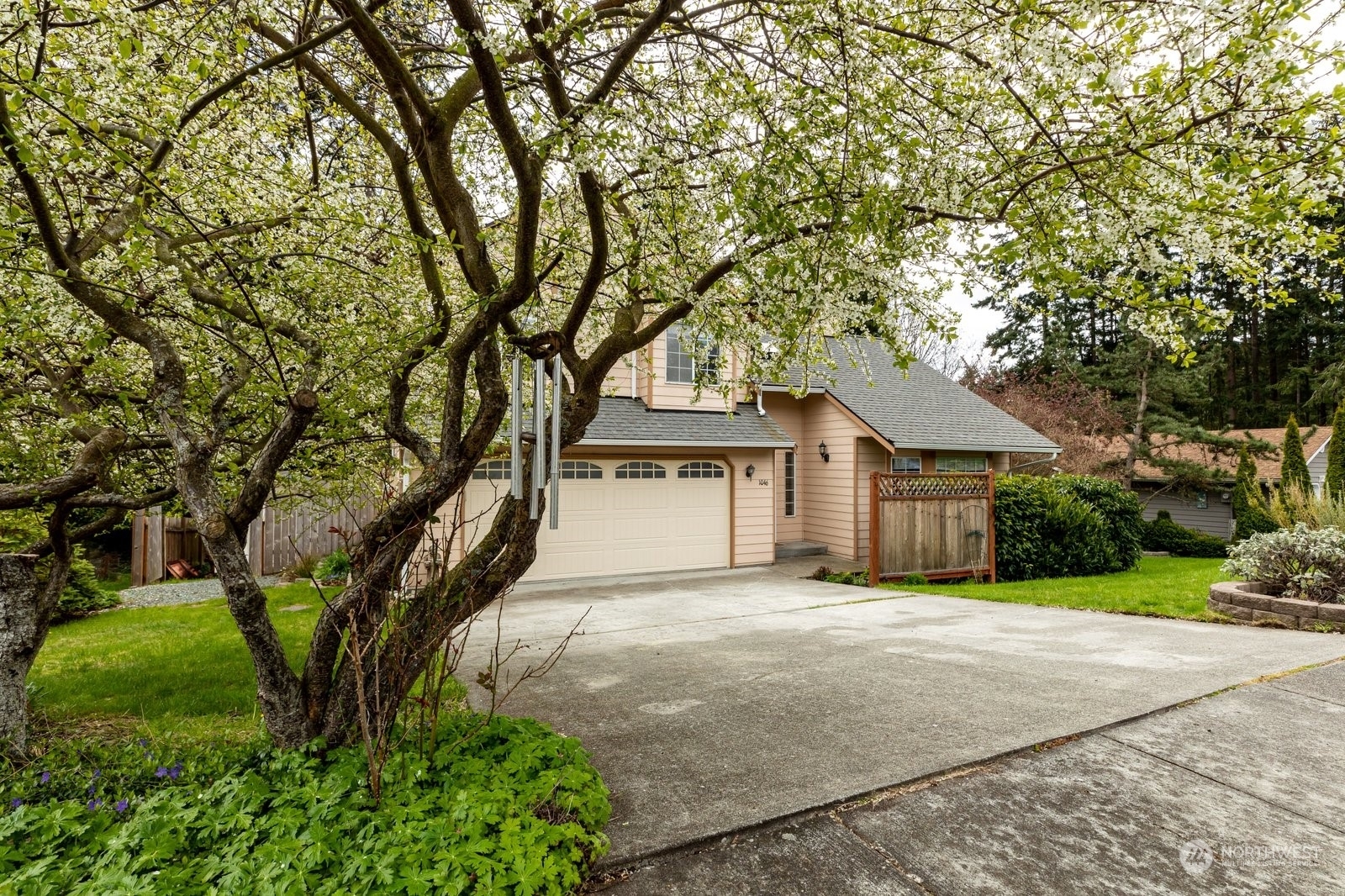 Property Photo:  1046 NE Taftson Street  WA 98277 