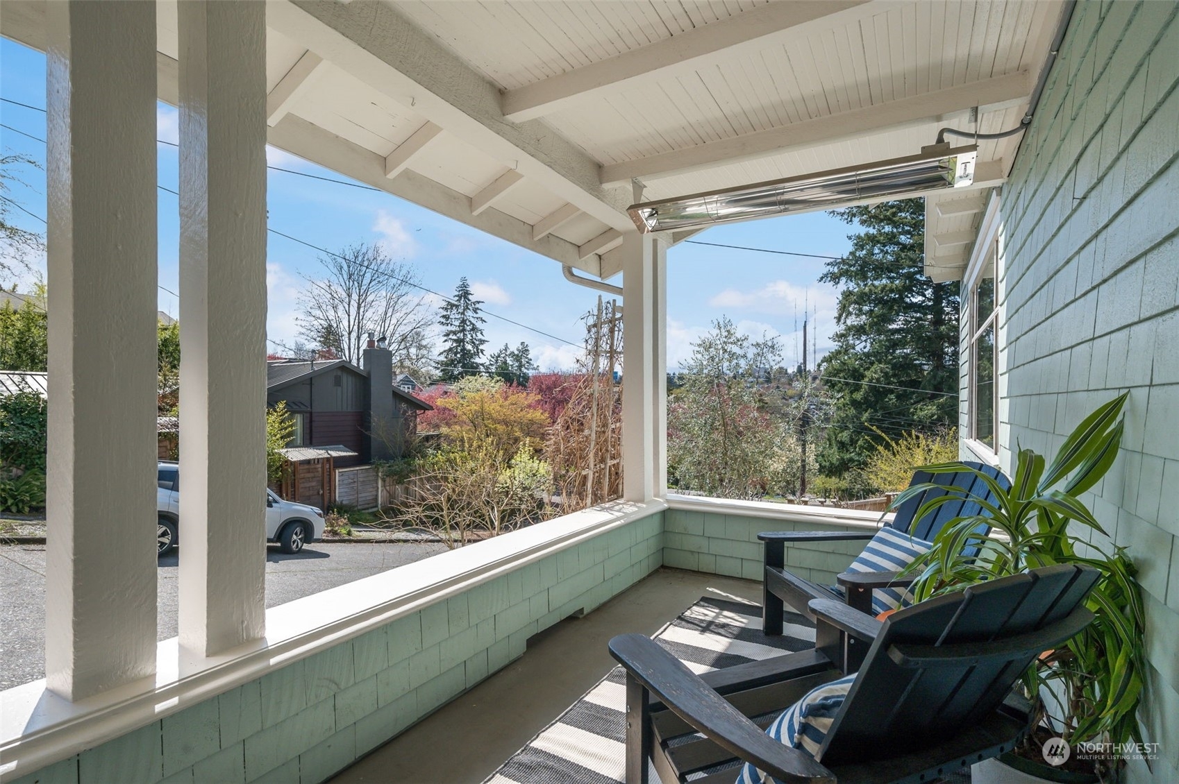 Property Photo:  3208 E Howell Street  WA 98122 