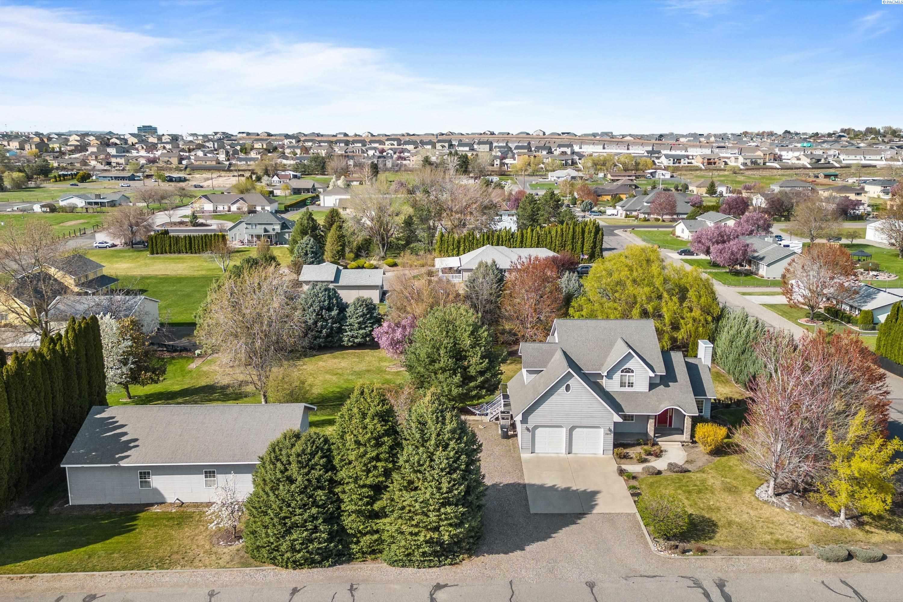 5609 W Livingstone Rd.  Pasco WA 99301 photo