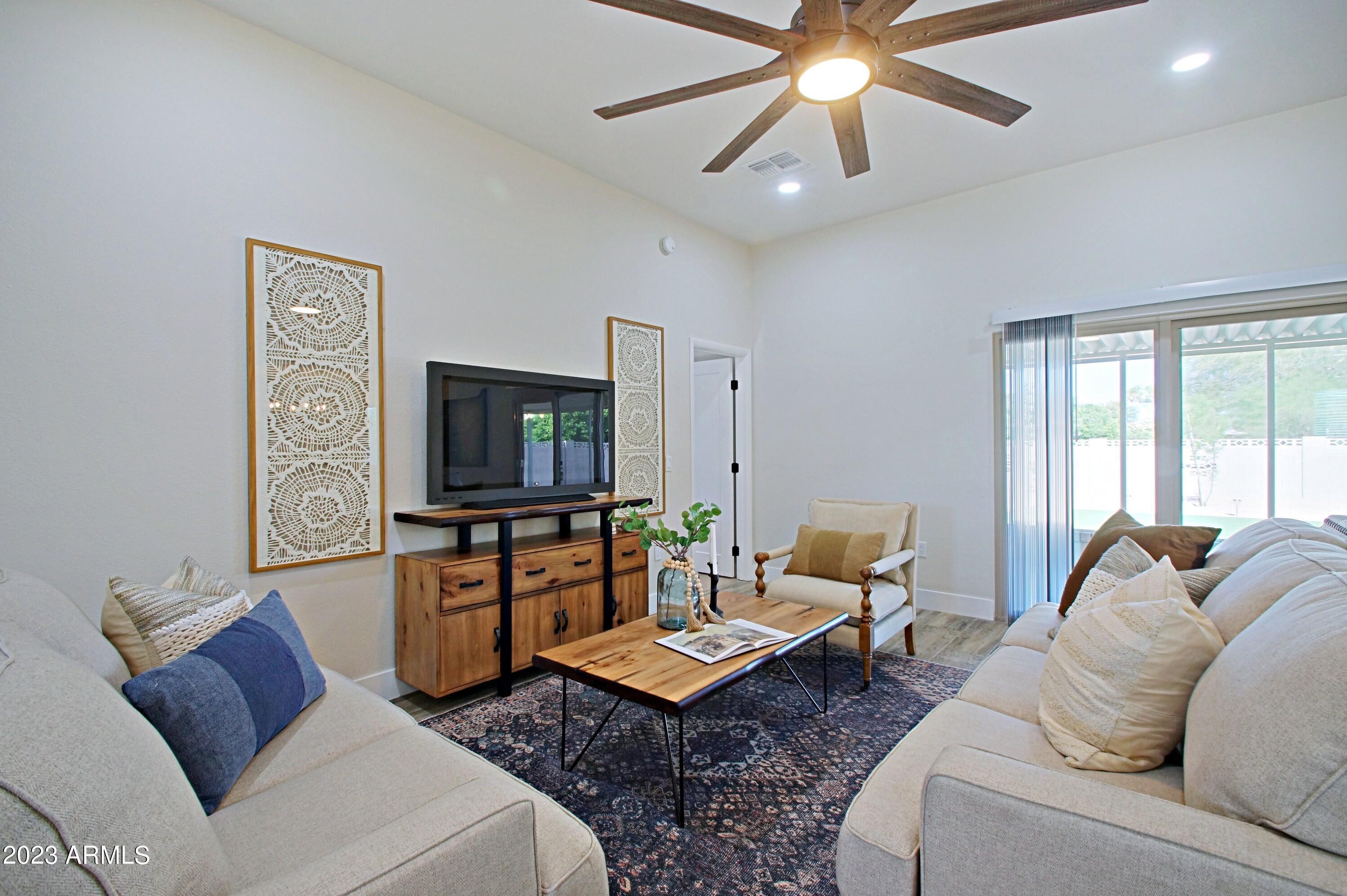 Property Photo: 17821 N Willowbrook Drive AZ 85373