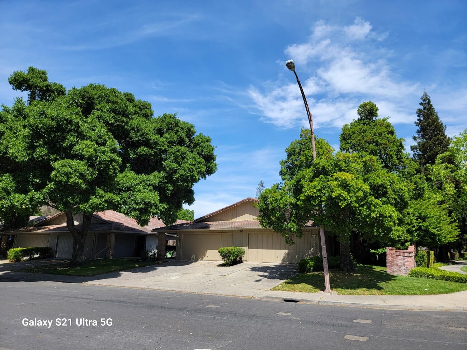 Property Photo: 5606 5608 Passero Way CA 95207