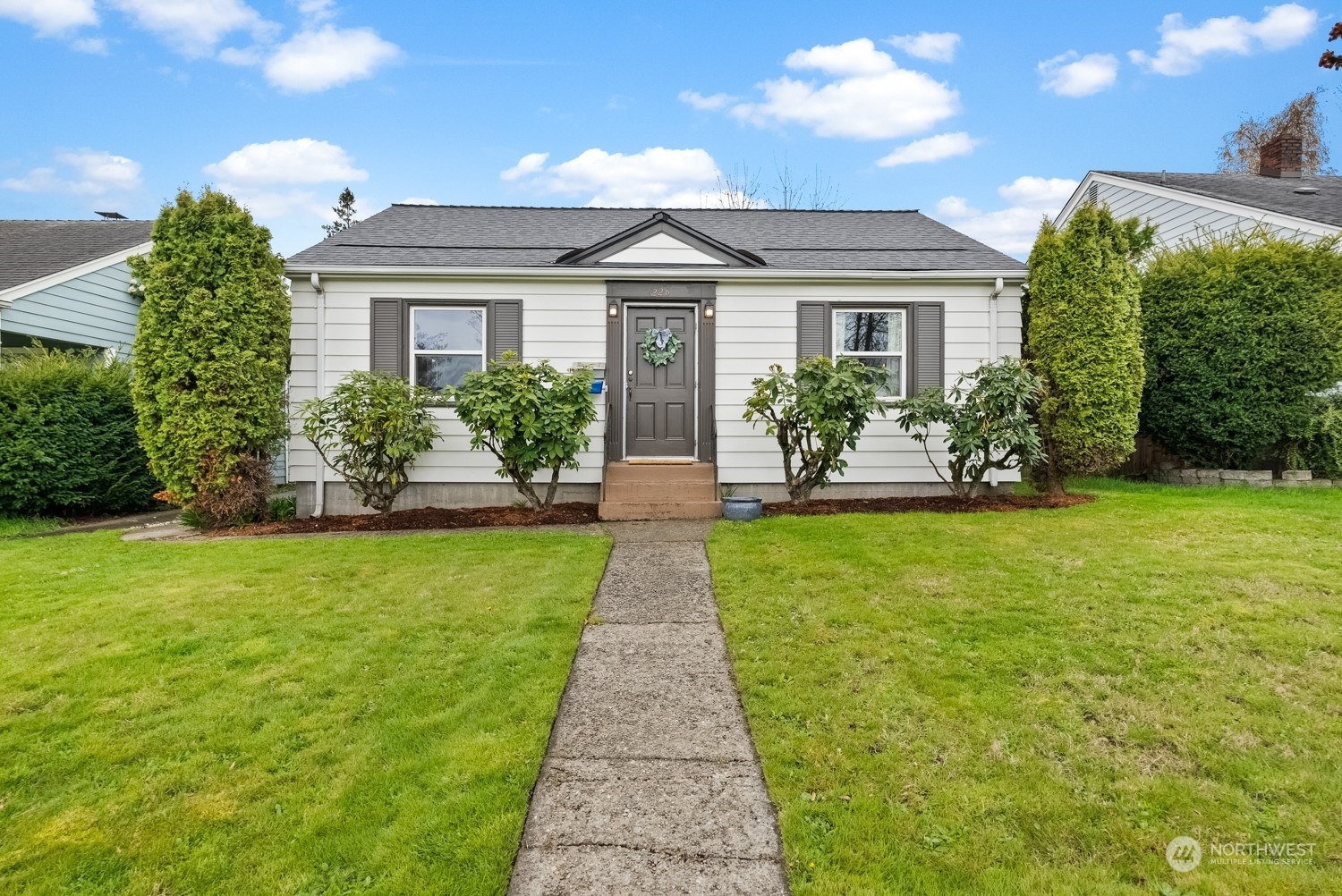 Property Photo: 226 S 52nd Street WA 98408