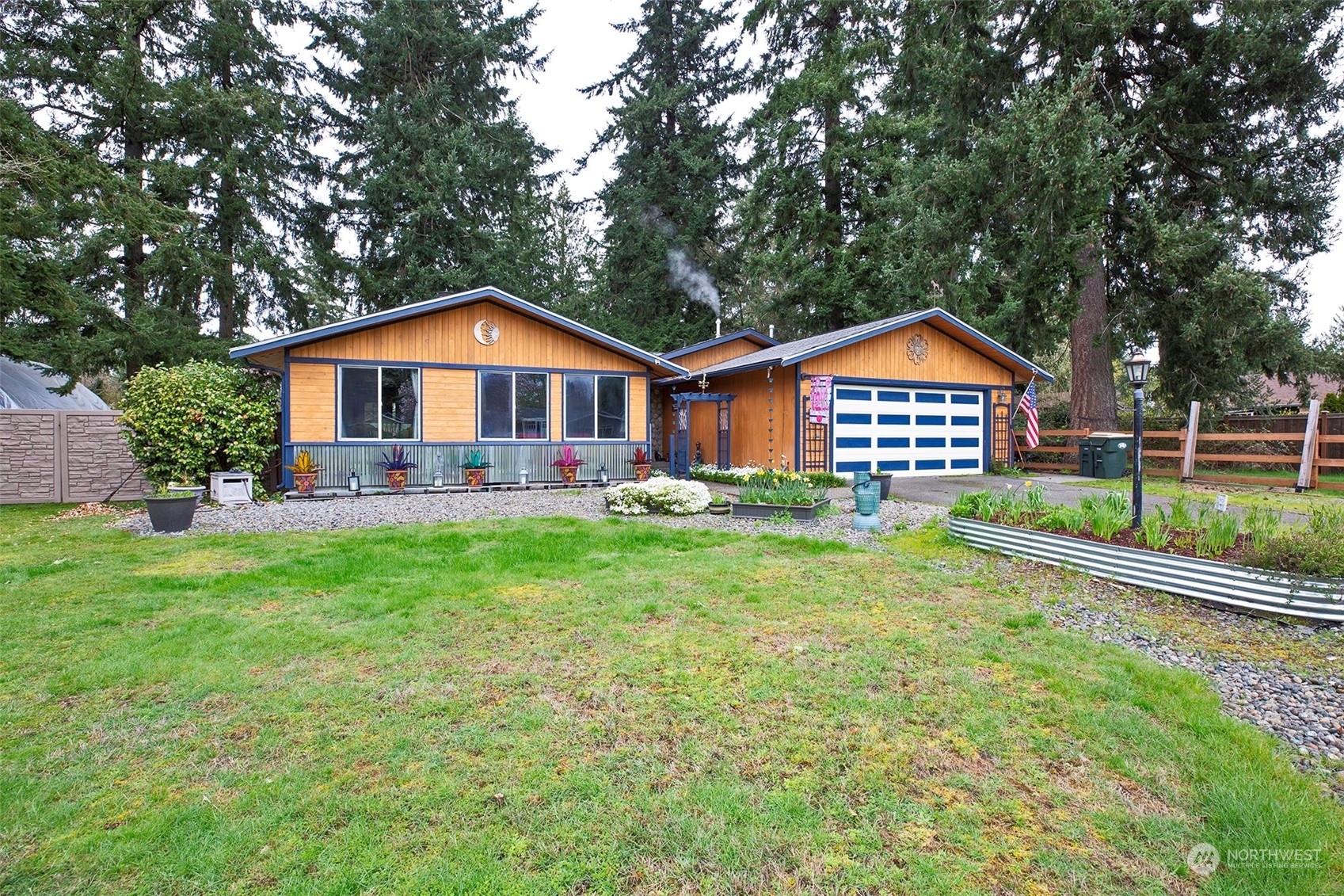 Property Photo:  6414 Alder Glen Drive SE  WA 98513 