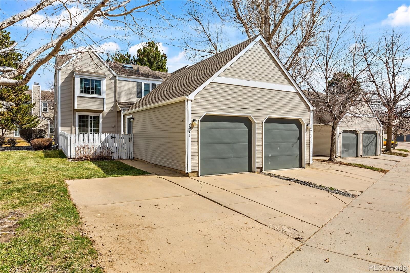 Property Photo: 2021 Sunridge Circle CO 80020