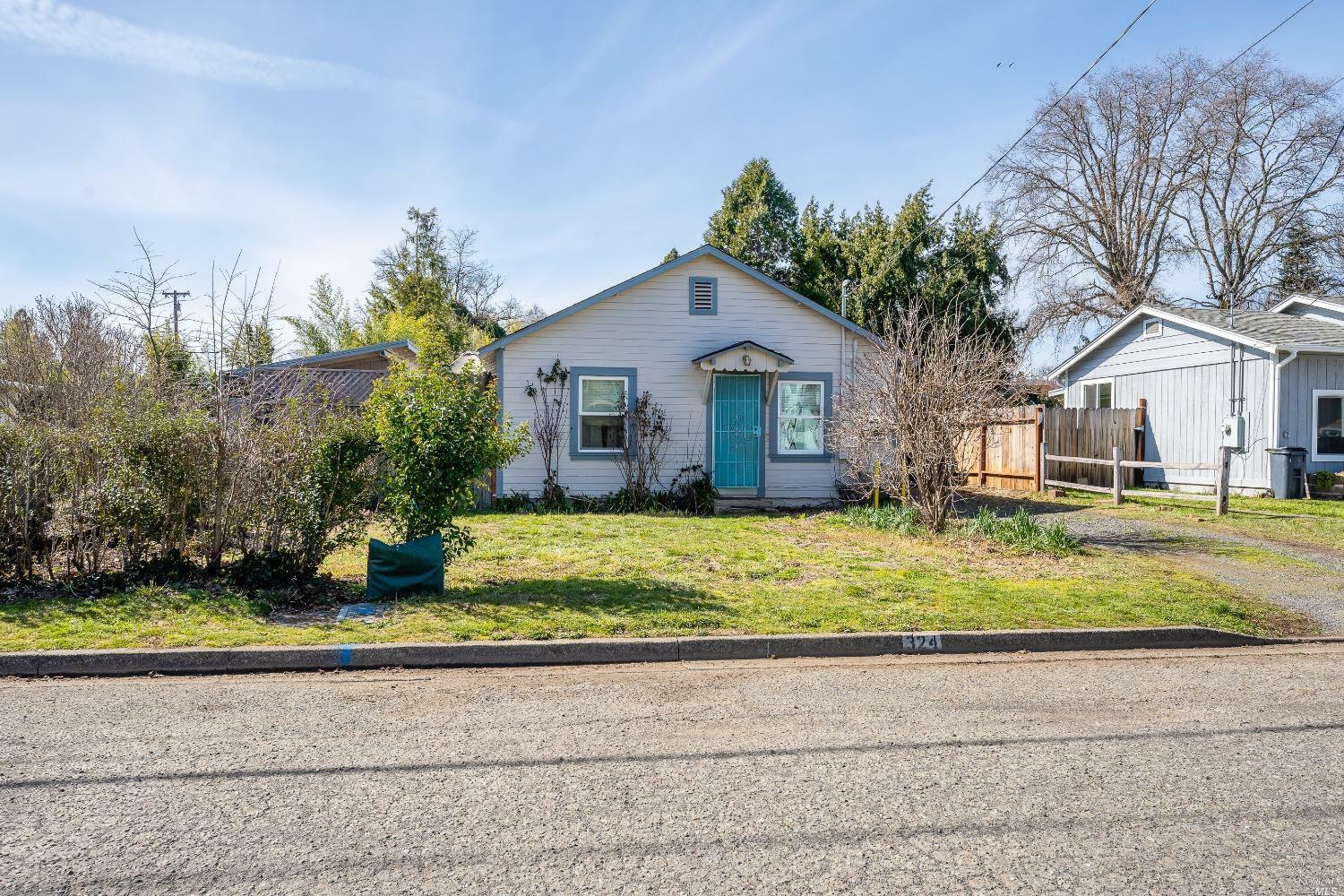 Property Photo:  324 Boscabelle Avenue  CA 95490 