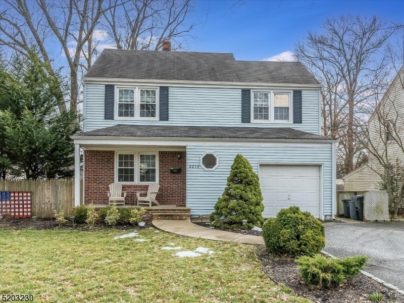 Property Photo:  2258 Mountain Ave  NJ 07076 