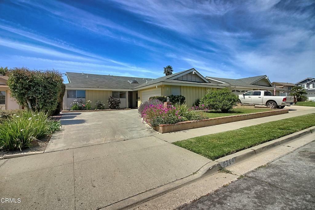 Property Photo:  825 Calgary Avenue  CA 93004 