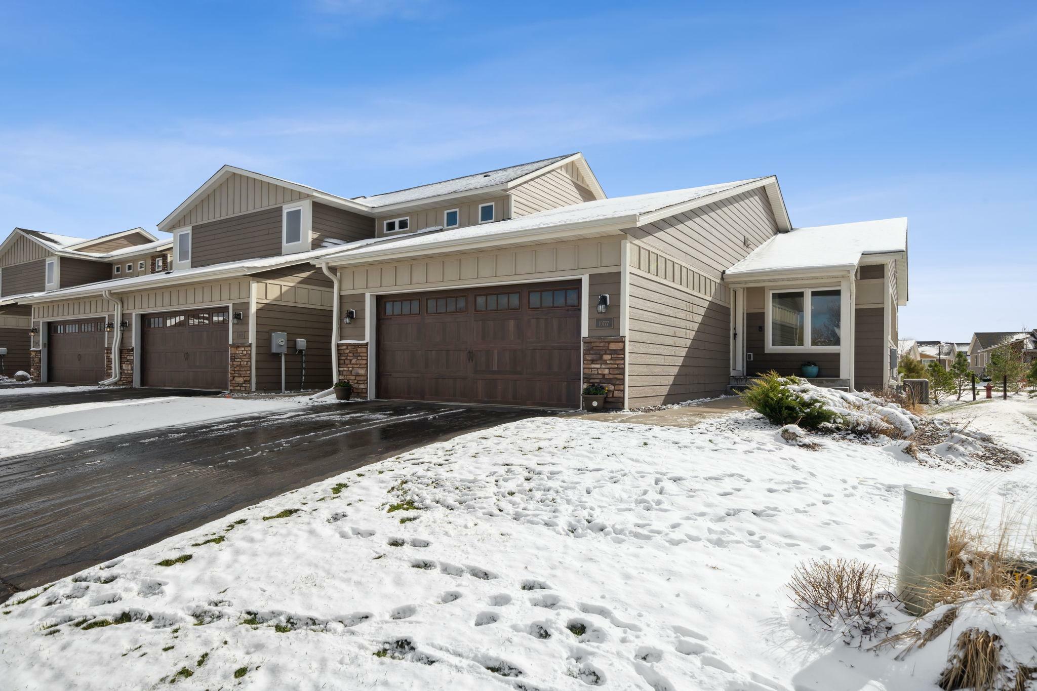 Property Photo:  10777 Retreat Lane  MN 55129 