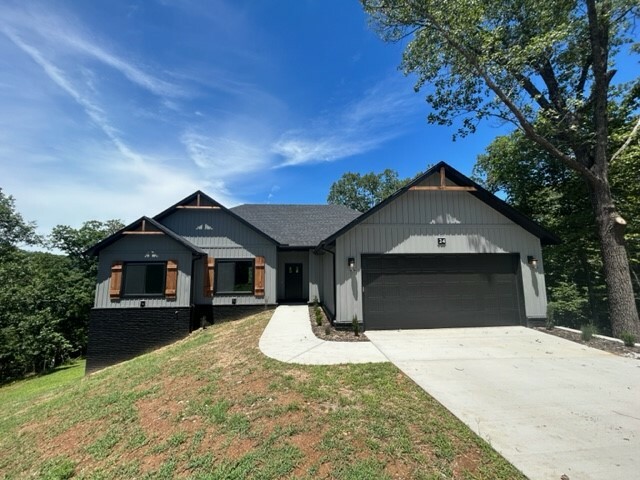 Property Photo: 24 Damerham Lane AR 72714
