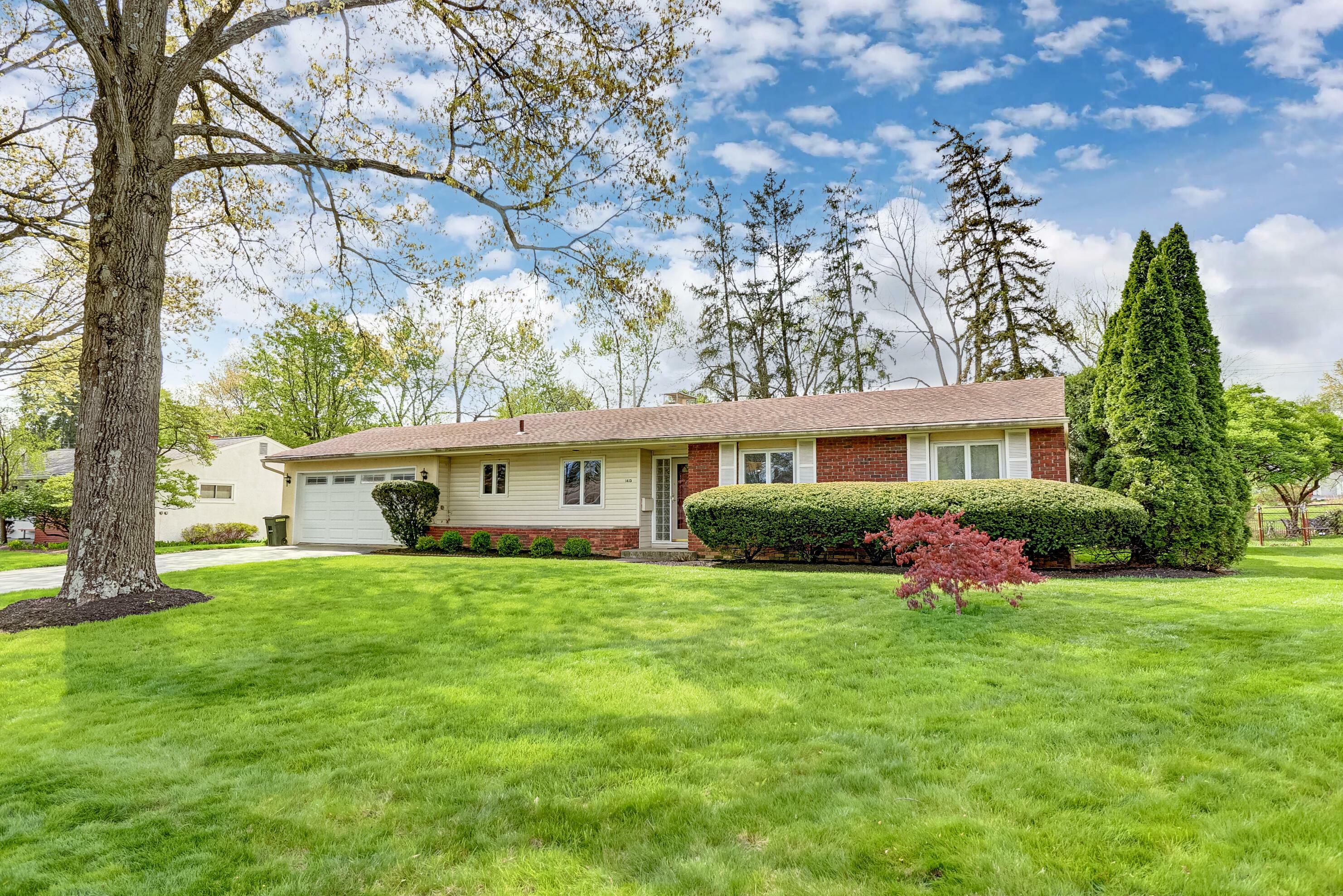 Property Photo:  1415 Kirkley Road  OH 43221 