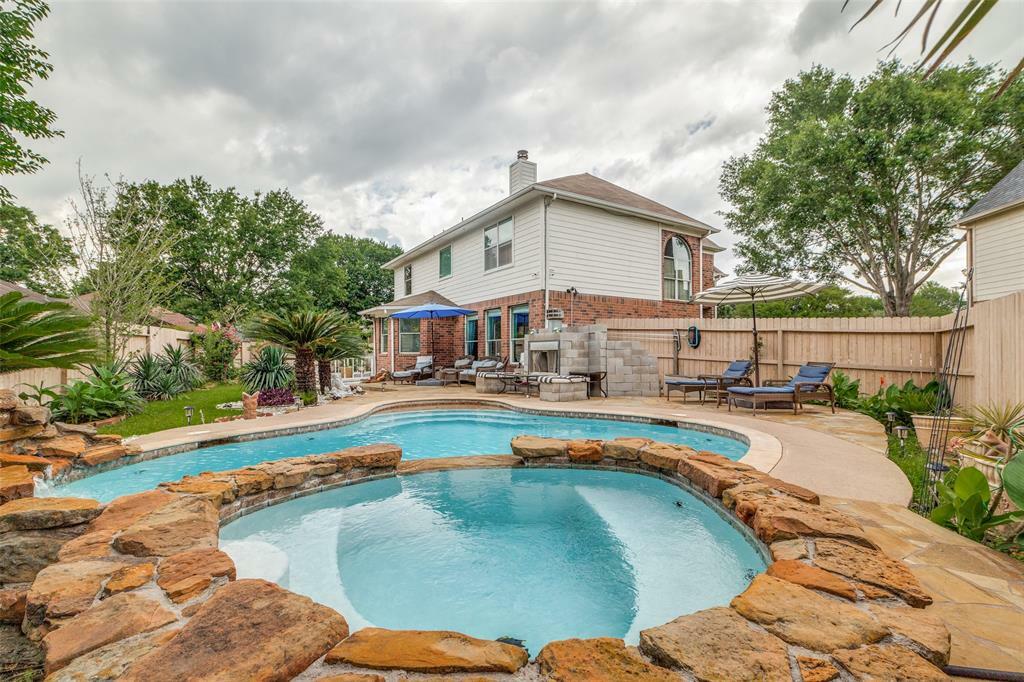 Property Photo: 2902 Garden Run Court TX 77084