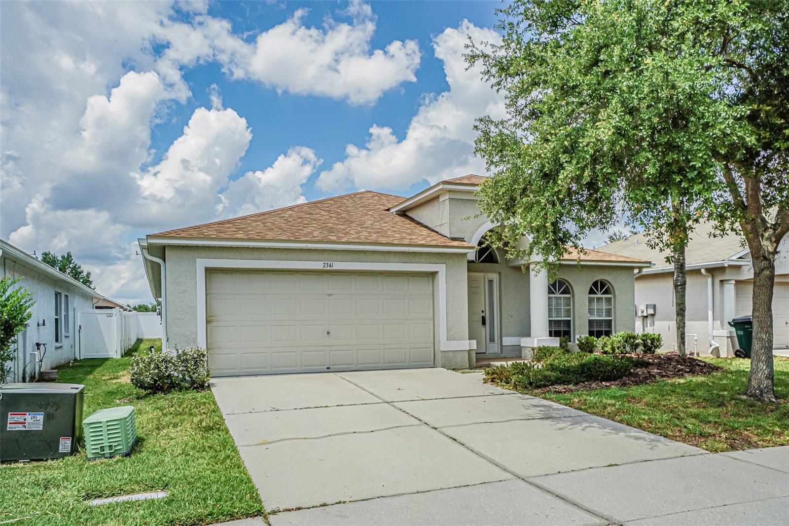 Property Photo: 7341 Pulteney Drive FL 33545