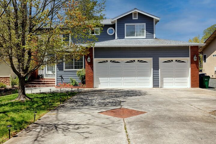 13431 Torrey Pines Drive  Auburn CA 95602 photo