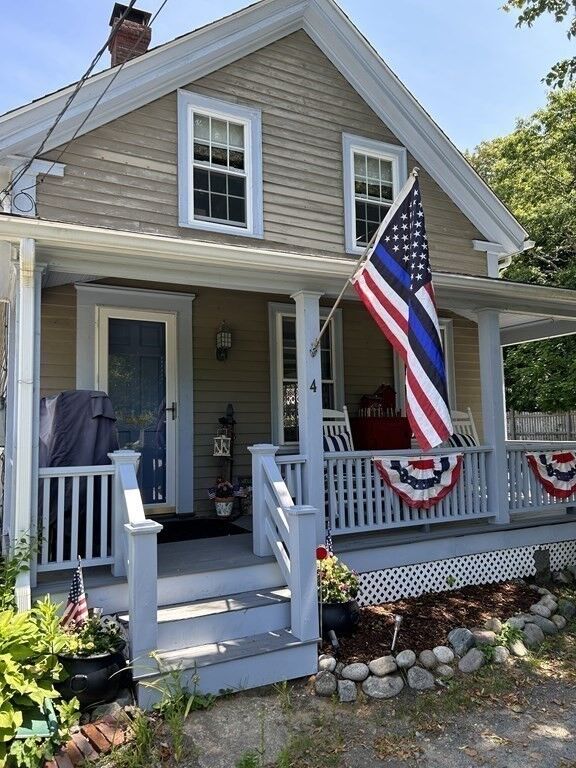 Property Photo: 4 Union Ln MA 01966