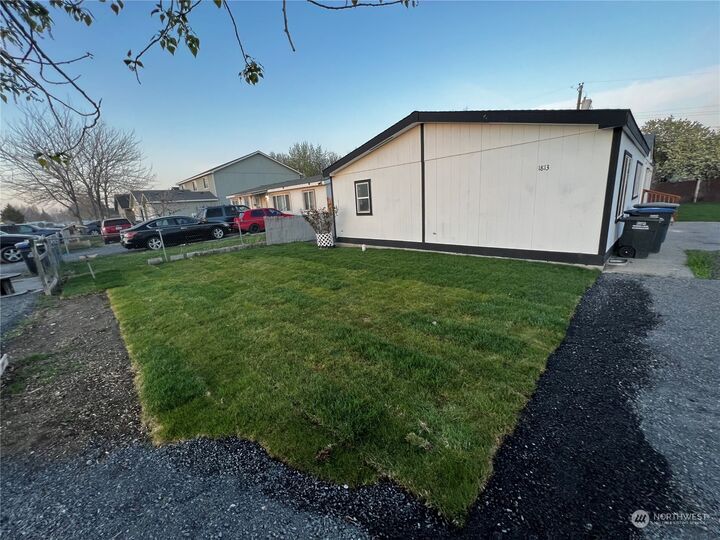 Property Photo:  1813 W Bemis Street  WA 98837 