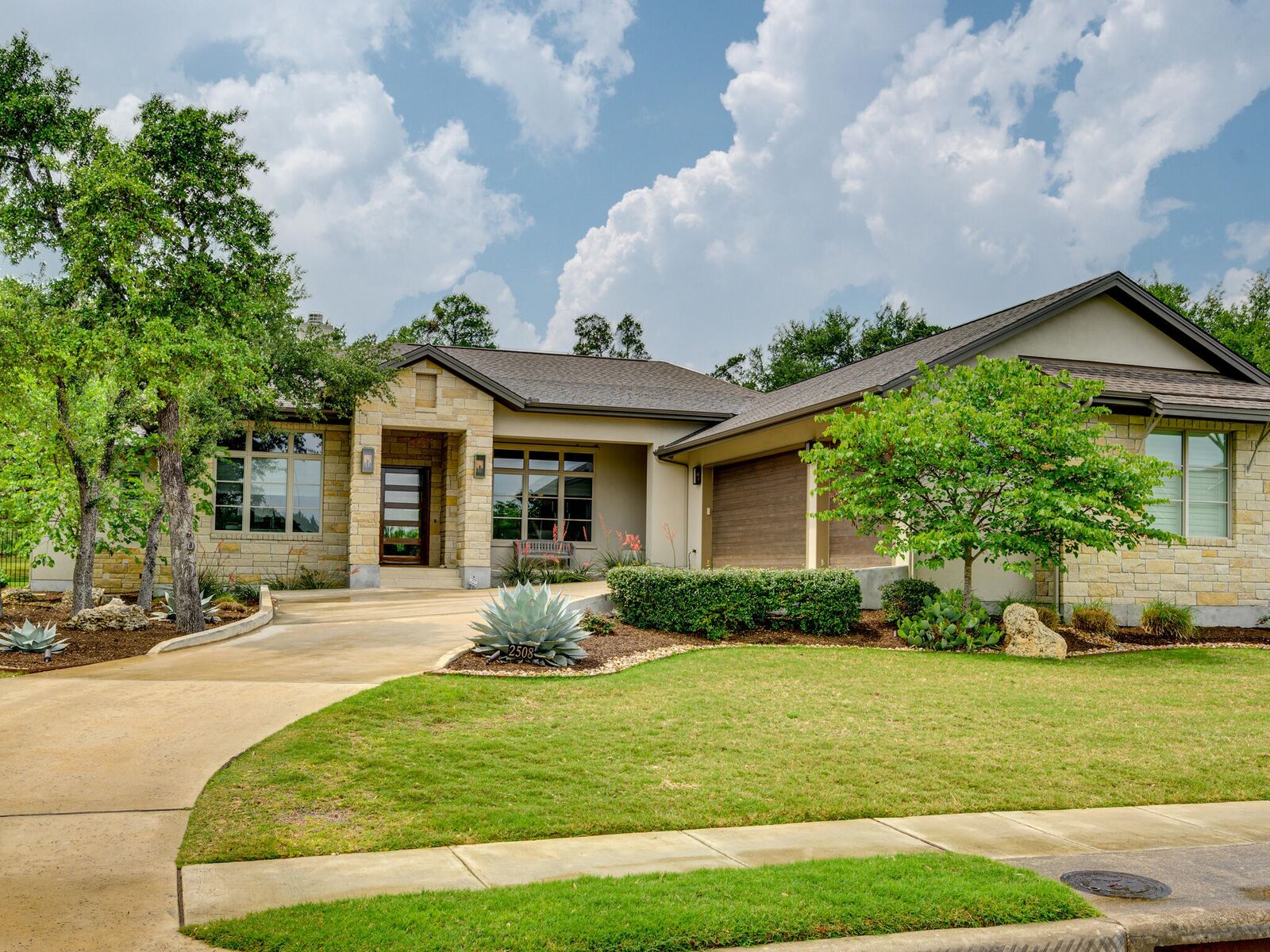 Property Photo:  2508 Ionian Cove  TX 78730 