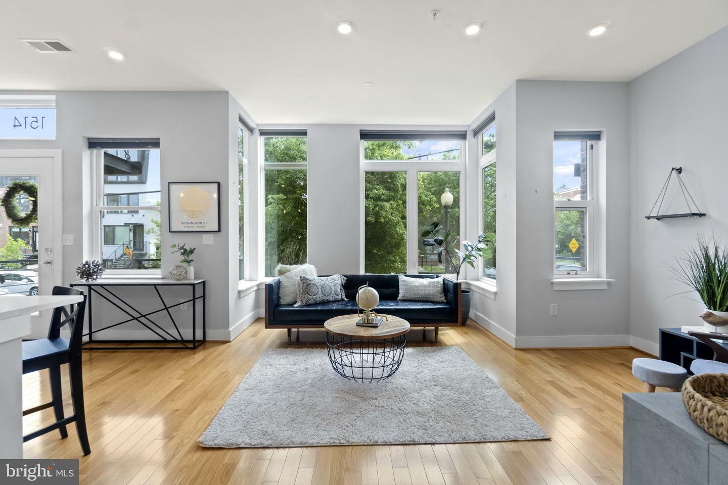 Property Photo: 1514 K Street SE 2 DC 20003