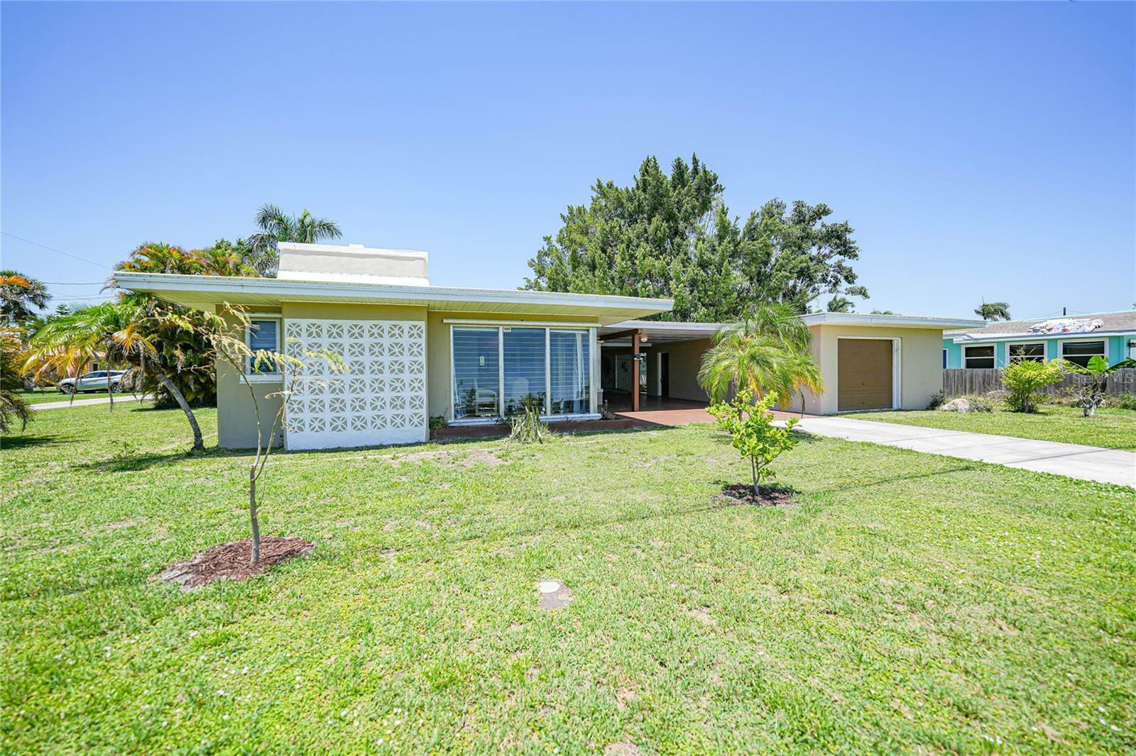 410 W Charlotte Avenue  Punta Gorda FL 33950 photo