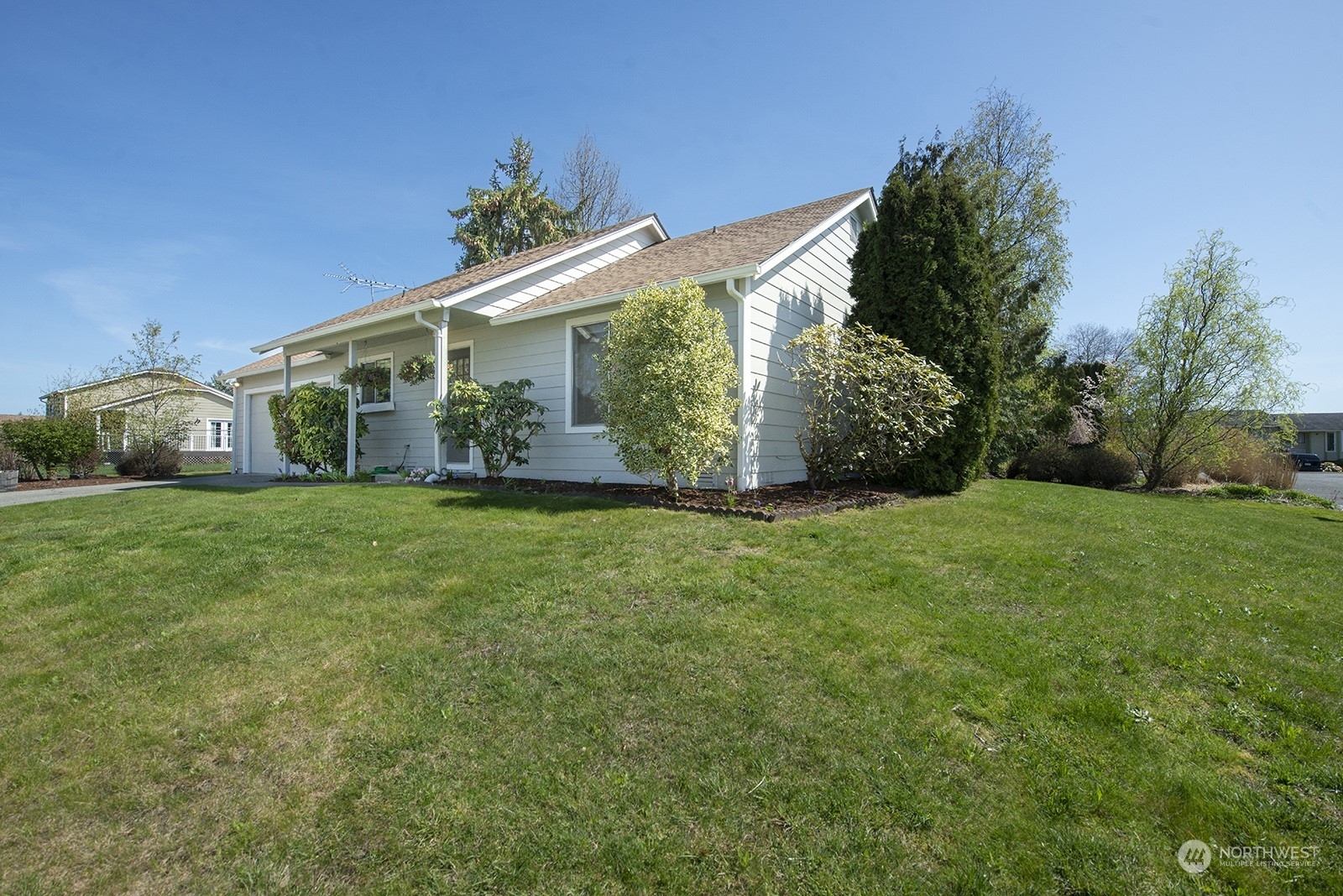 Property Photo:  11835 SE 251st Street  WA 98030 