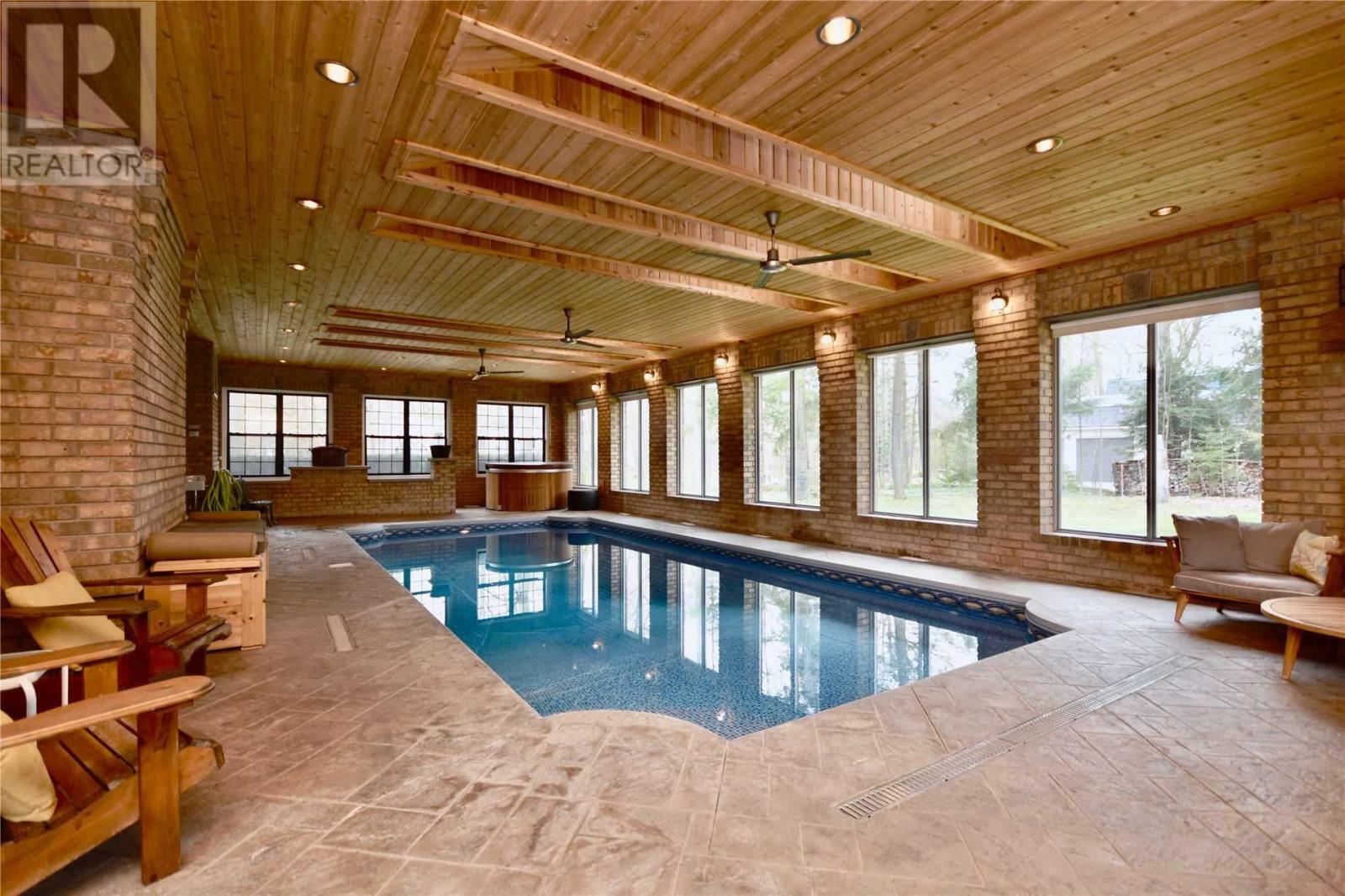 Property Photo:  1826 Quantz Crescent  ON L9S1X2 