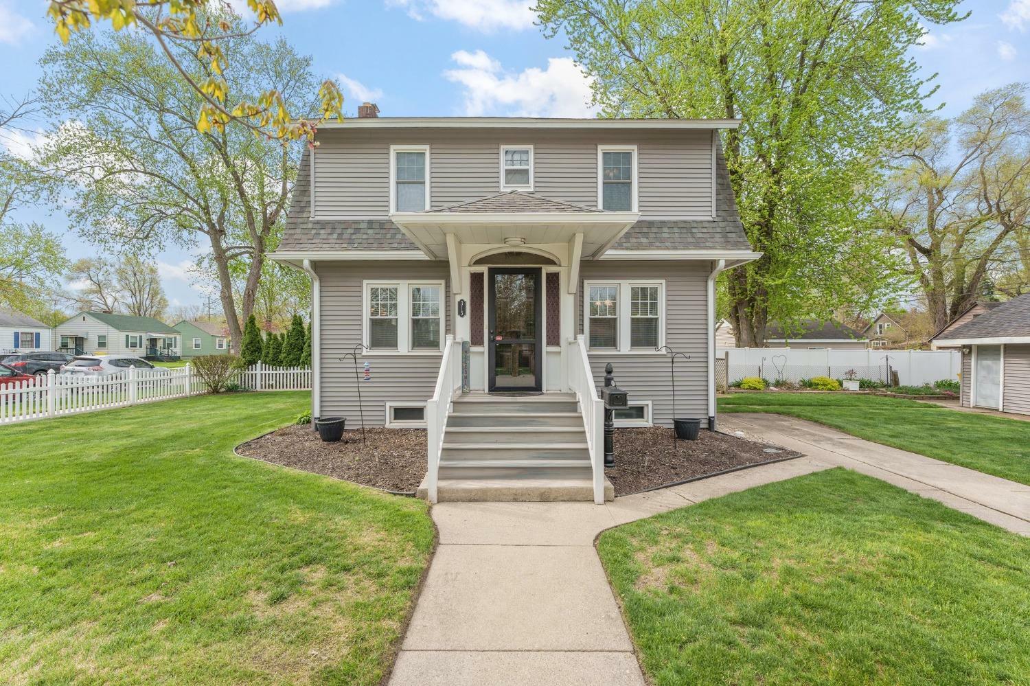 Property Photo: 315 E Columbia Avenue IN 46319